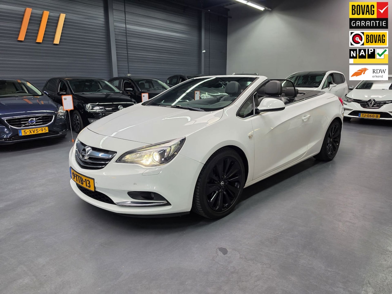 Opel Cascada - 1.4 Turbo ecoFLEX Cosmo LEDER LED STEL VERWARMING NAP NL AUTO - AutoWereld.nl