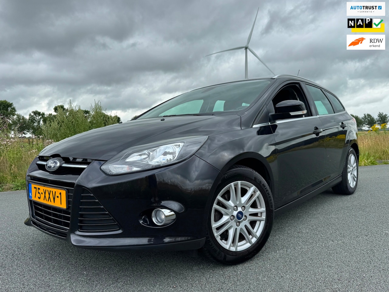 Ford Focus Wagon - 1.0 EcoBoost Titanium Navi Cruise Clima NAP - AutoWereld.nl