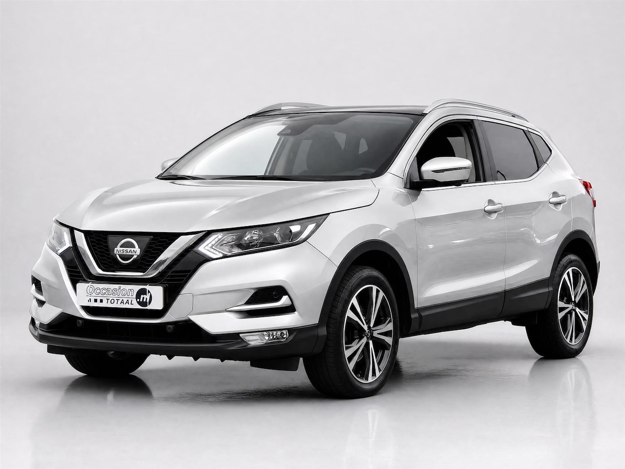 Nissan Qashqai - 1.2 N-Connecta | Panorama | Camera | DAB | Navi | Cruise - AutoWereld.nl