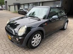 MINI 3-Deurs - 1.6 One Salt