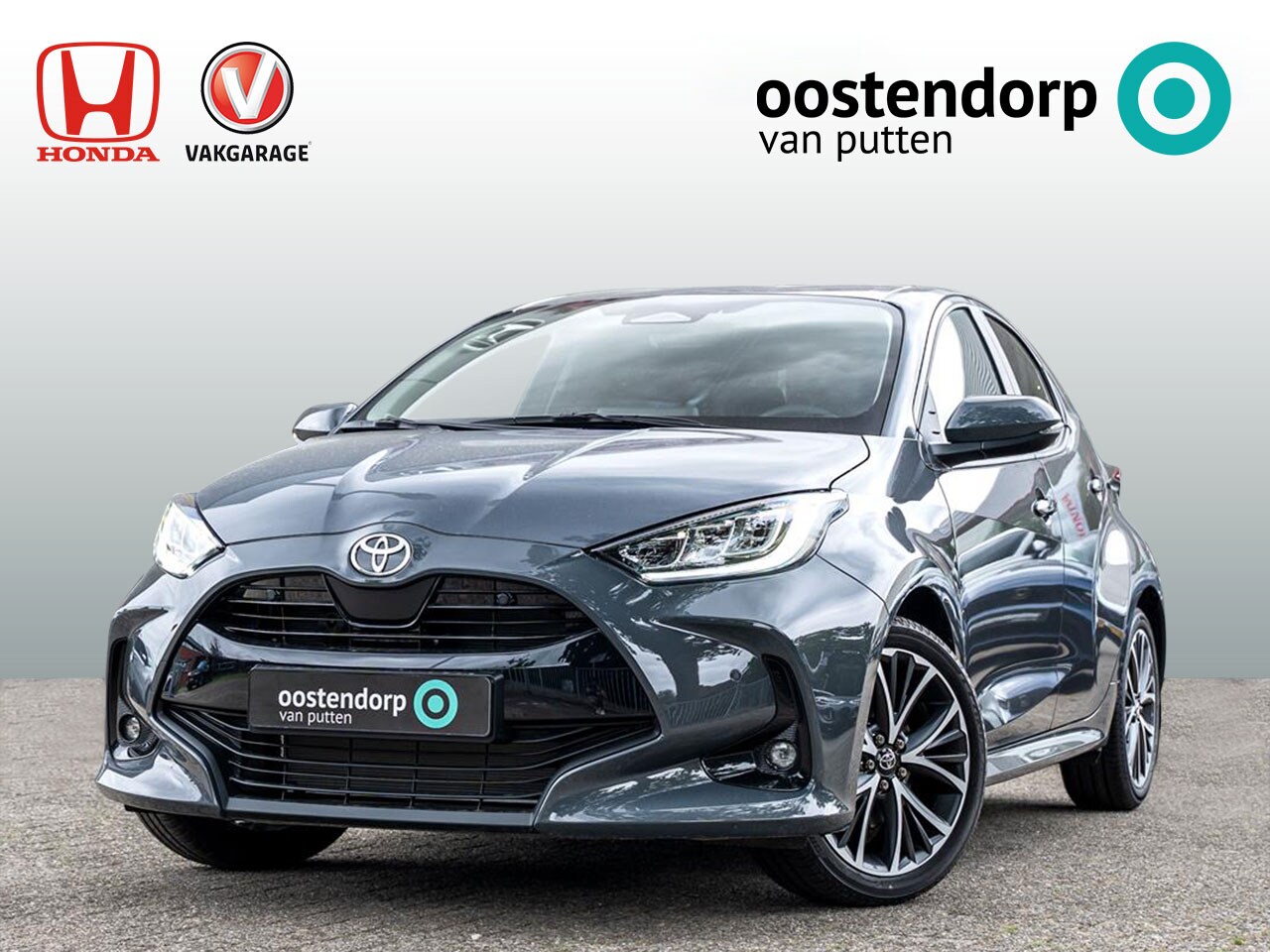 Toyota Yaris - Full Hybrid 130pk Executive Automaat | Nieuw uit doos!! | Dodenhoeksensoren | Apple Carpla - AutoWereld.nl