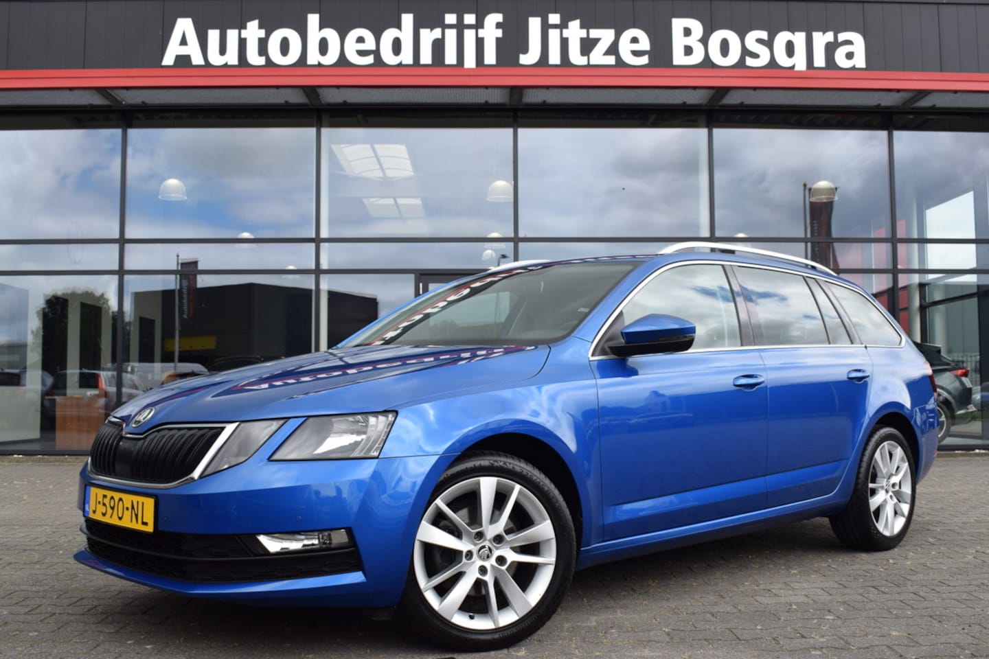 Skoda Octavia Combi - 1.5 TSi Greentech Business Edition Plus ECC | Carplay | Full Map Navi | Stoelverwarming | - AutoWereld.nl