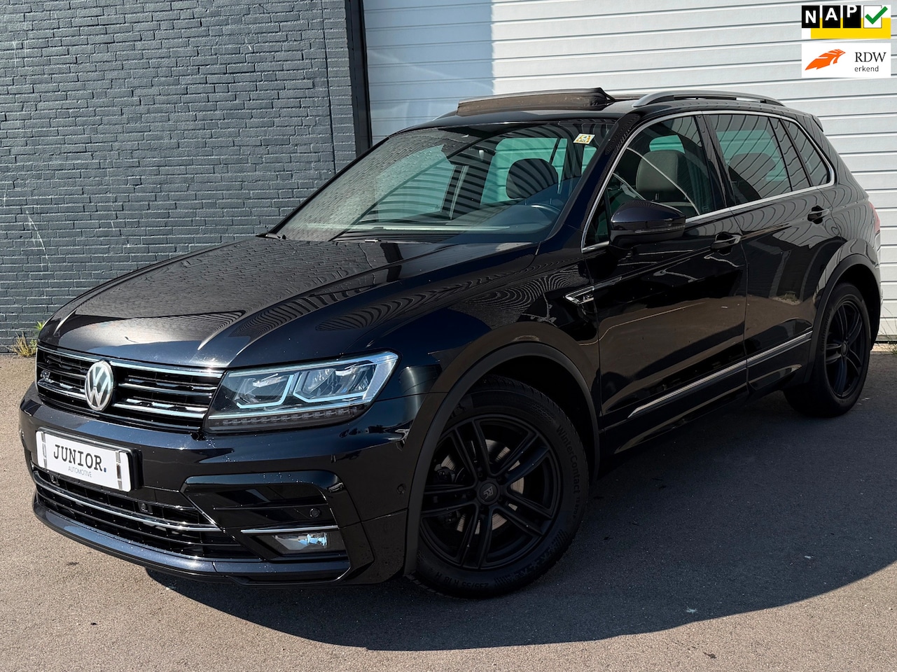 Volkswagen Tiguan - 1.4 TSI ACT R-LINE/PANORAMADAK/VIRTUAL/KEYLES/CRUISE - AutoWereld.nl