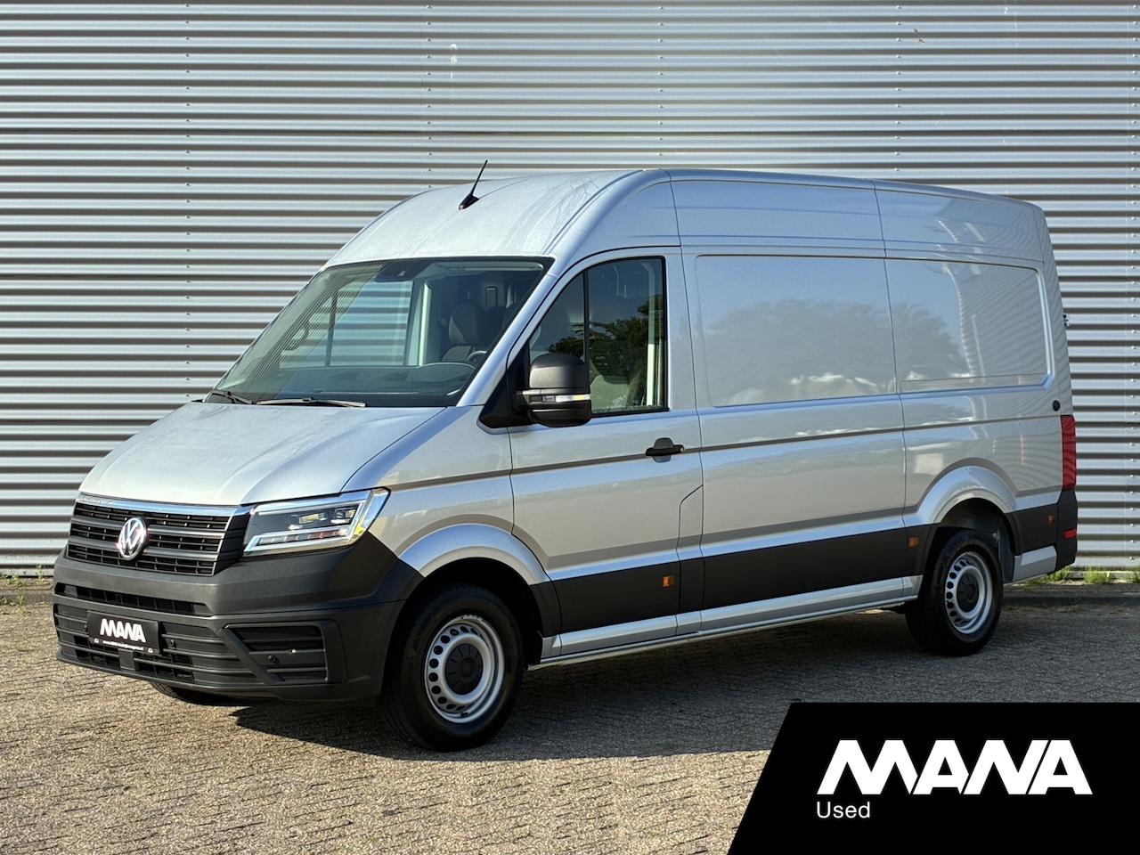 Volkswagen Crafter - 35 2.0 TDI L3H3 177pk Automaat LED Standkachel Carplay Airco - AutoWereld.nl