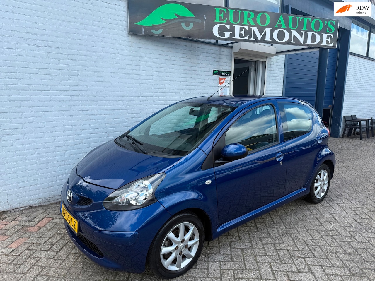 Toyota Aygo - 1.0-12V +AUTOMAAT AIRCO 101000 KM NAP - AutoWereld.nl