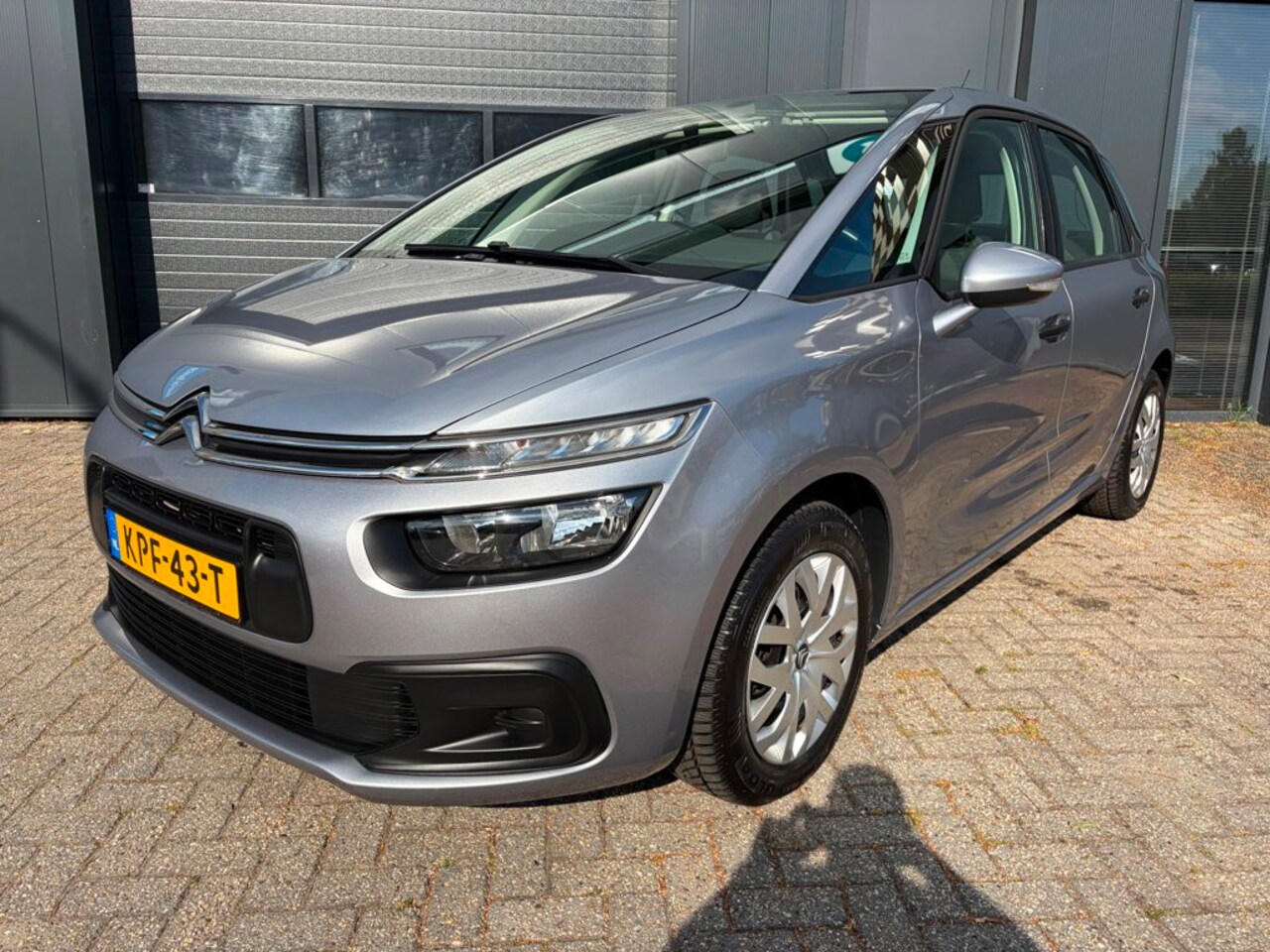 Citroën C4 Picasso - 1.2 PureTech Start 1.2 PureTech Start, NEW D-riem, Cruise, Clima, PDC - AutoWereld.nl