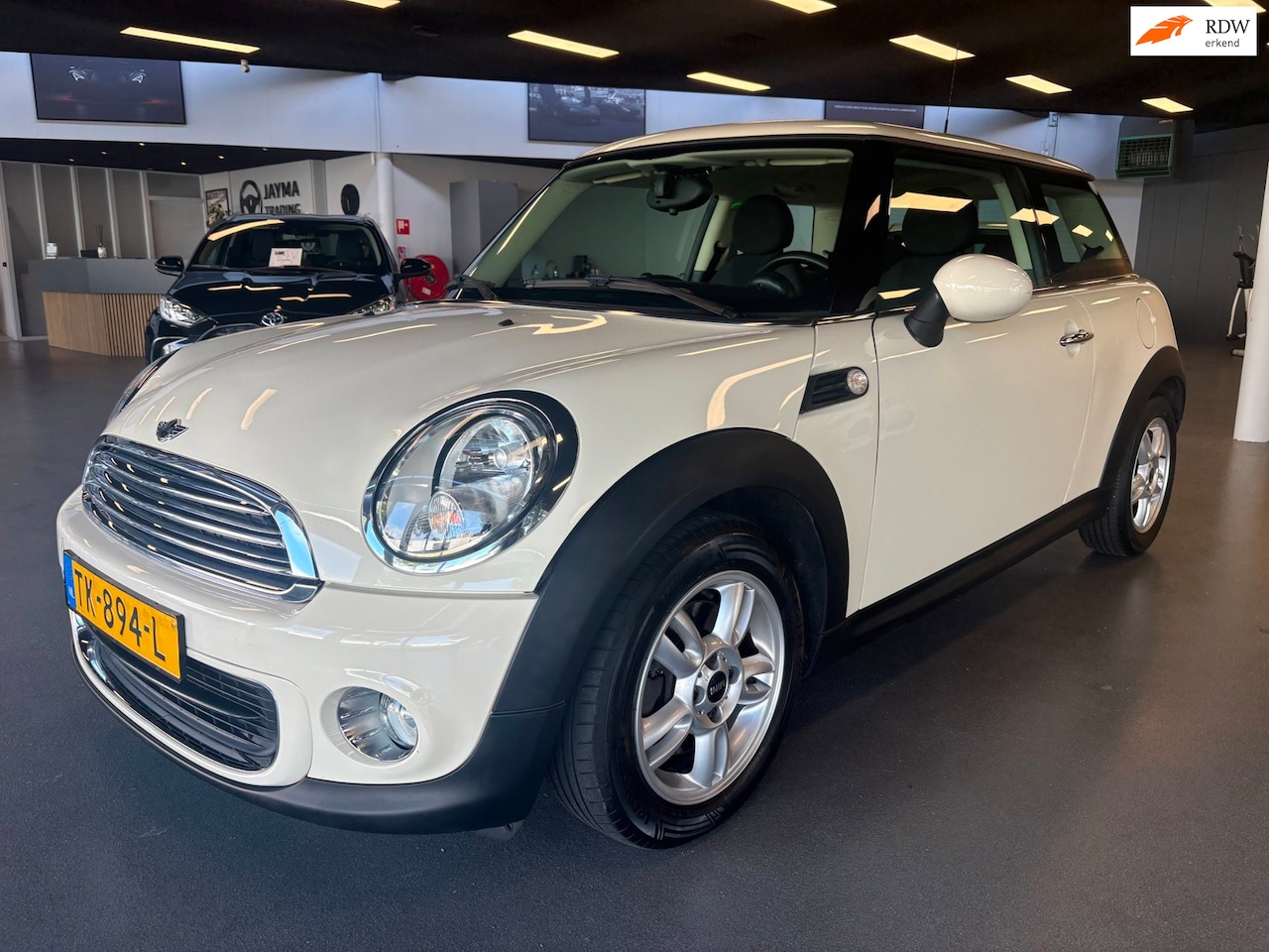 MINI 3-Deurs - 1.6 One MINIMALIST Pepper - AutoWereld.nl
