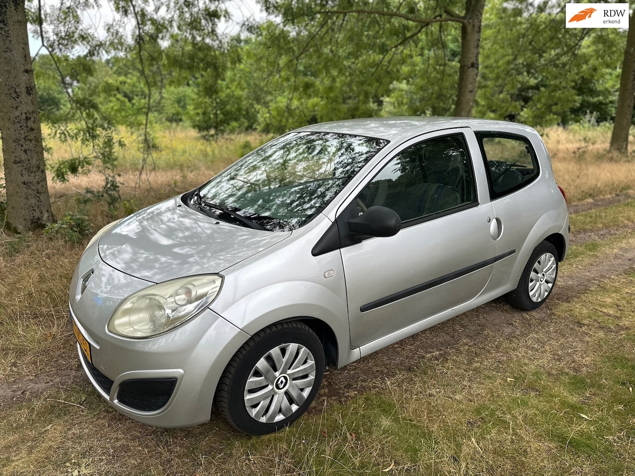 Renault Twingo - 1.2-16V Dynamique apk t/m 09-06-2027 - AutoWereld.nl