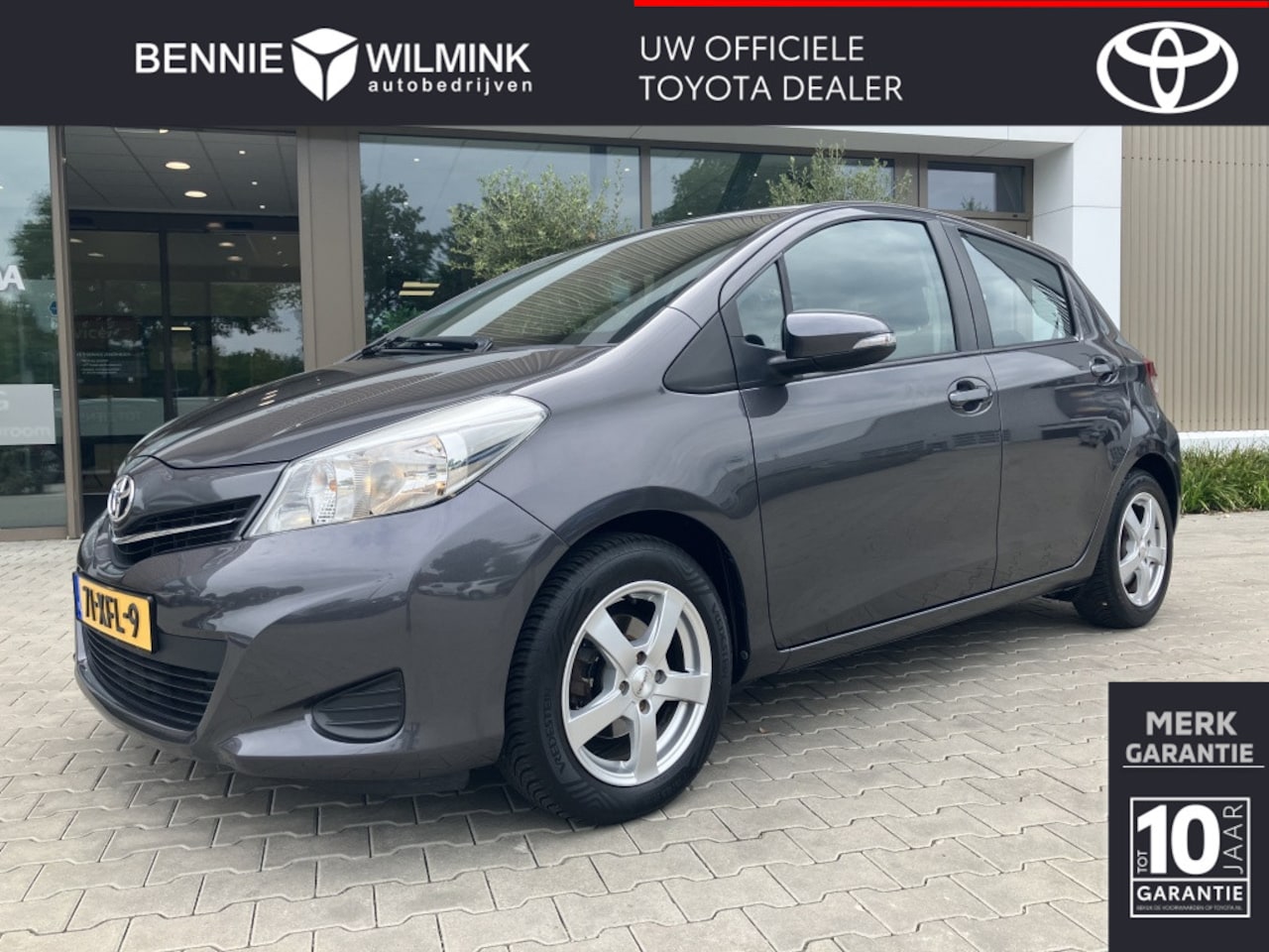 Toyota Yaris - 1.3 VVT-i Aspiration | Camera | Trekhaak - AutoWereld.nl