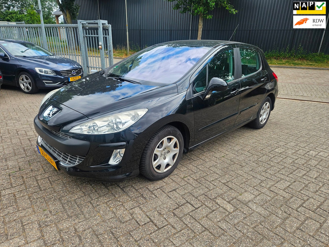 Peugeot 308 - 1.6 HDiF XS Automaat. - AutoWereld.nl