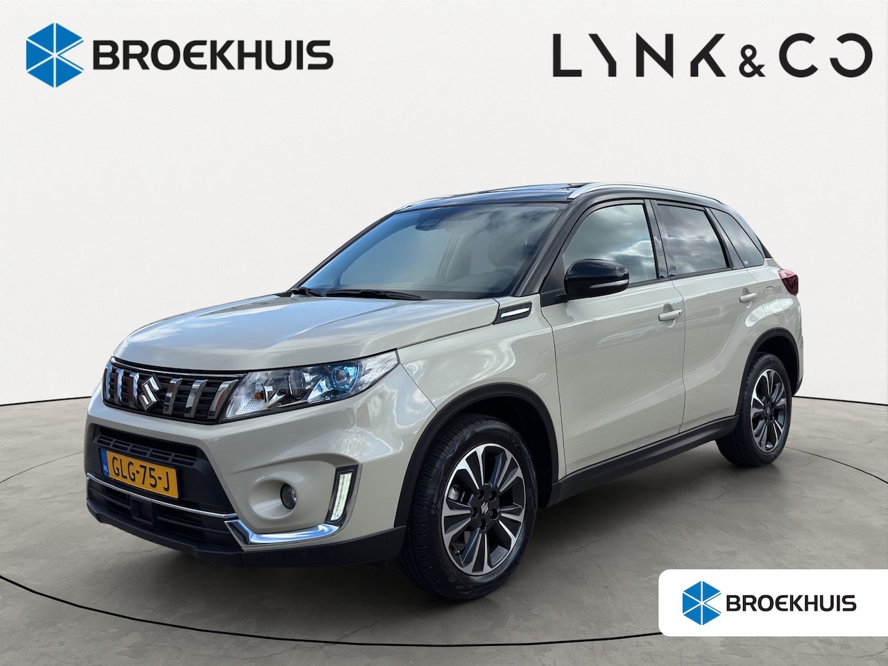 Suzuki Vitara - 1.4 Boosterjet AllGrip Stijl | Panoramadak | Achteruitrijcamera | Cruise control adaptief - AutoWereld.nl