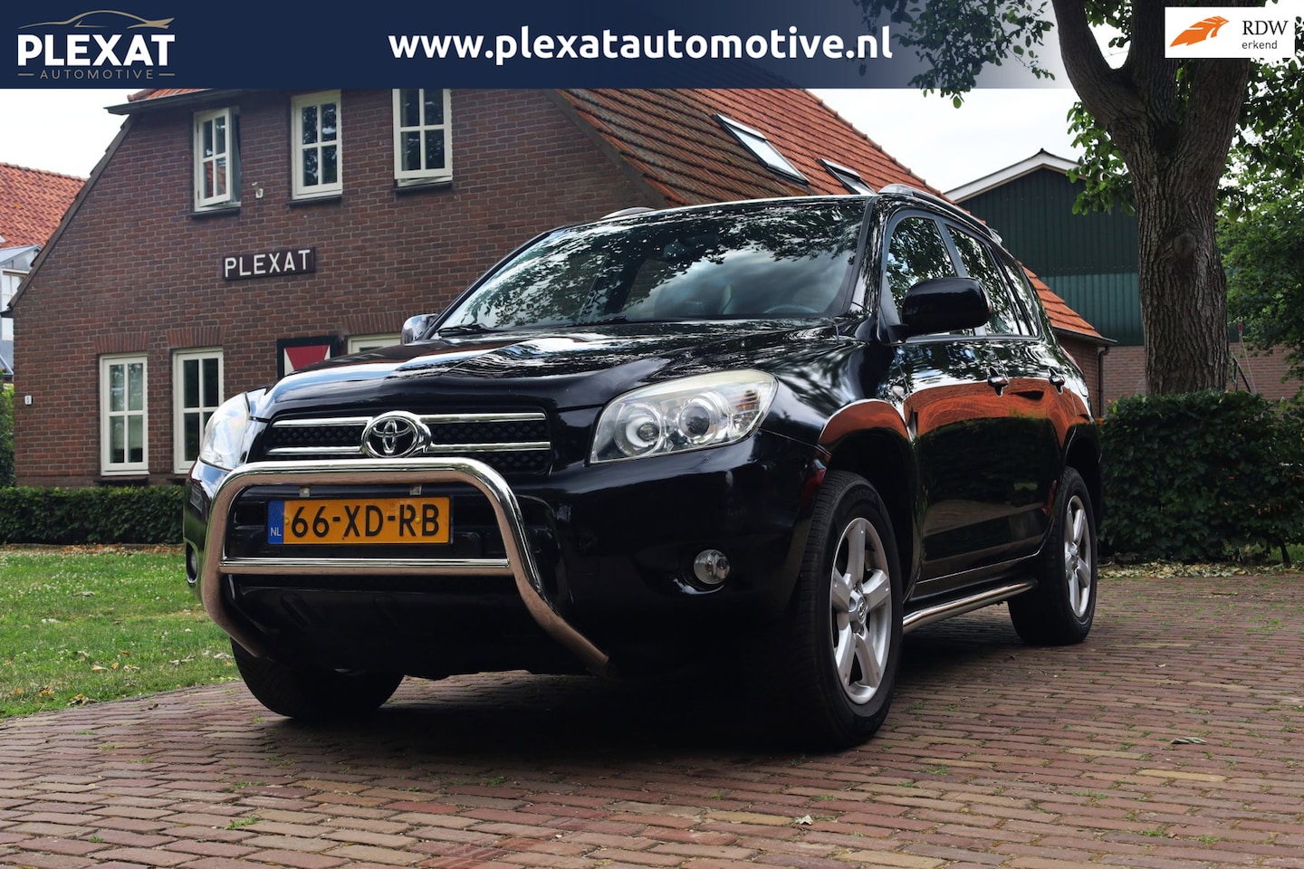 Toyota RAV4 - 2.0 VVTi Linea Sol Aut. | Bullbar | Cruise Control | Climate Control | Radio | Lichtmetaal - AutoWereld.nl