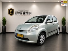 Daihatsu Sirion 2 - 1.0-12V Trend Nieuwe APK