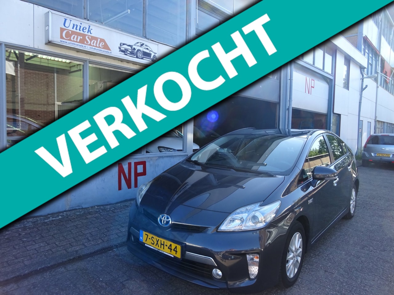Toyota Prius - 1.8  Plug-in Aspiration 1.8 Plug-in Aspiration - AutoWereld.nl