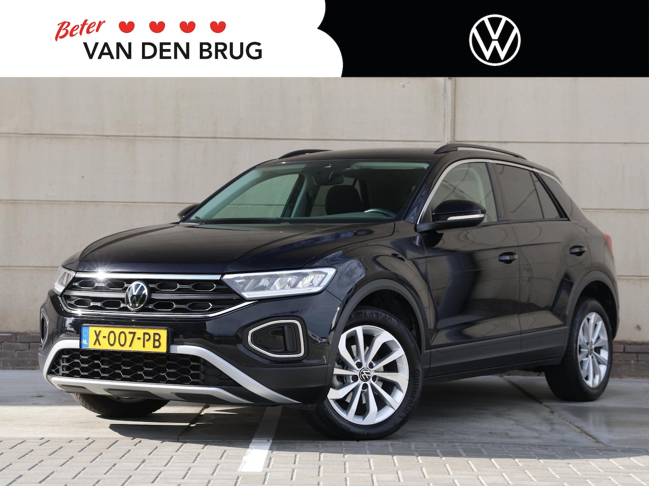 Volkswagen T-Roc - 1.0 TSI Life 110 pk | Camera | Side Assist | Spiegelpakket | Navigatie via App-Connect | L - AutoWereld.nl