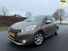 Peugeot 208 - 1.2 VTi Style NAP/NAVI/APK 2-2027