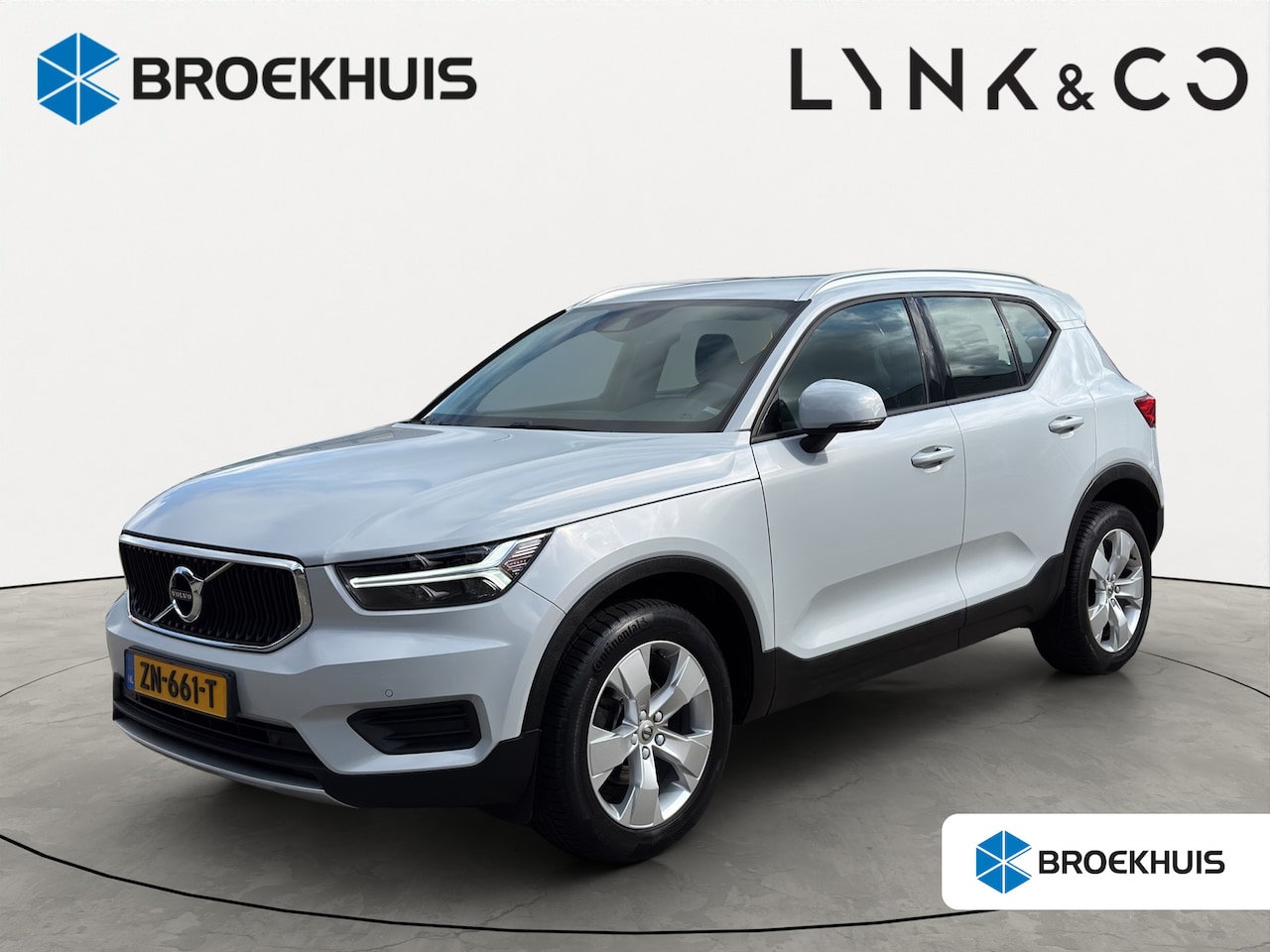 Volvo XC40 - 1.5 T3 Momentum Pro | Trekhaak | Achteruitrijcamera | Rijstrooksensor | - AutoWereld.nl