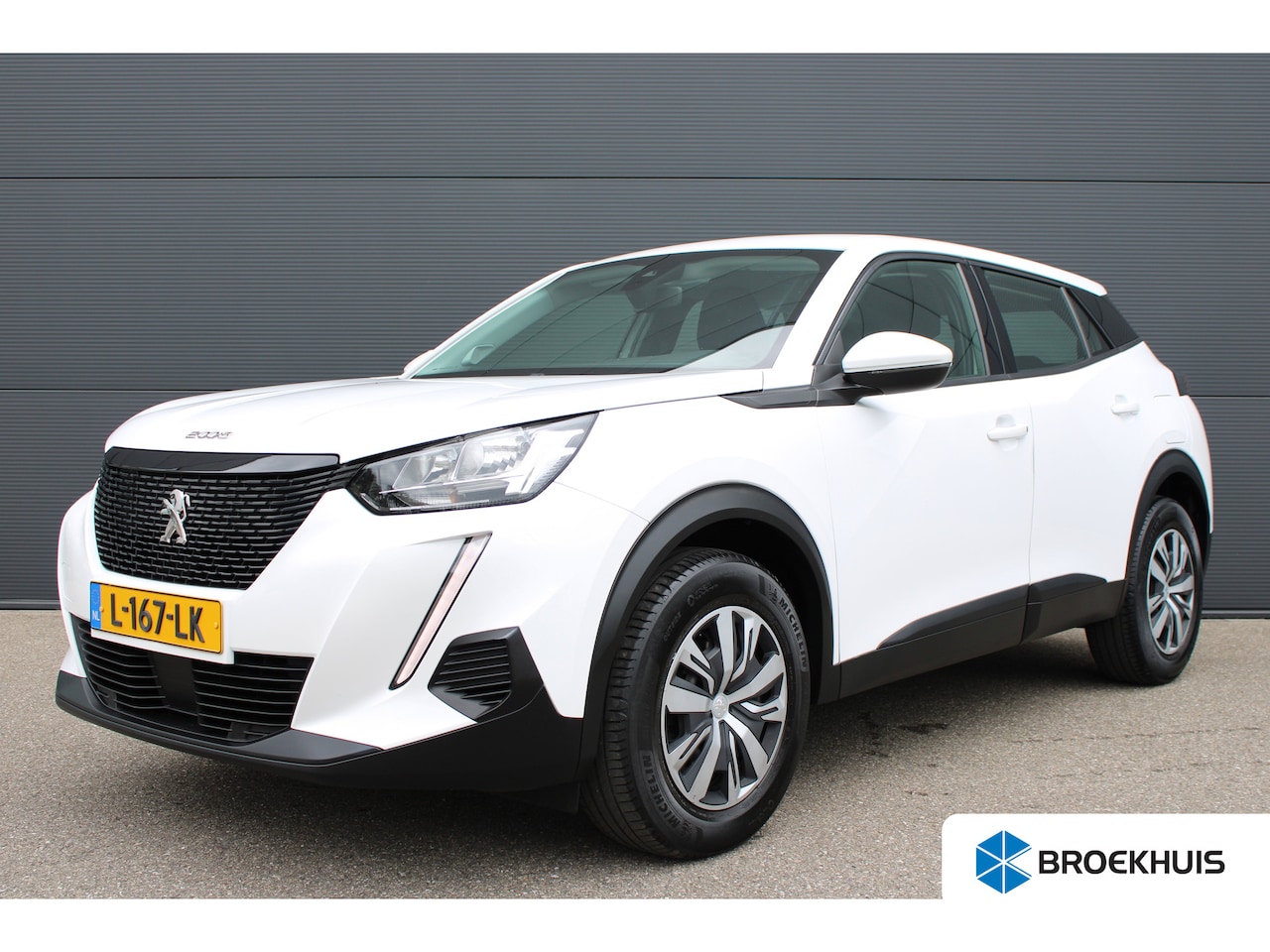 Peugeot 2008 - 1.2 PureTech Active | Navigatie | Apple carplay | Bluetooth | Parkeersensoren | NL auto | - AutoWereld.nl