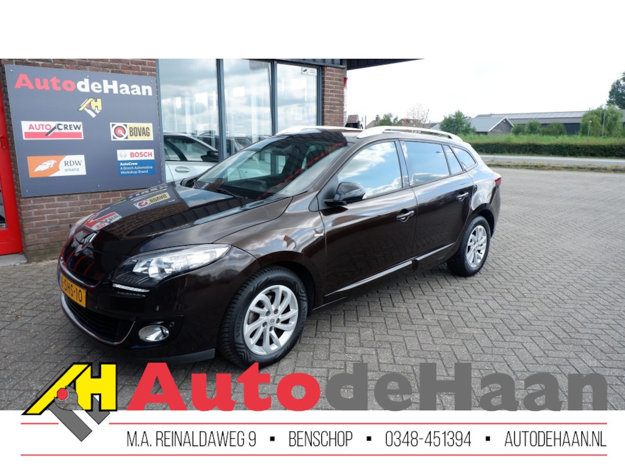 Renault Mégane Estate - 1.5 dCi Bose Pano/Leer/Navi/Cruise/Clima/Trekhaak - AutoWereld.nl