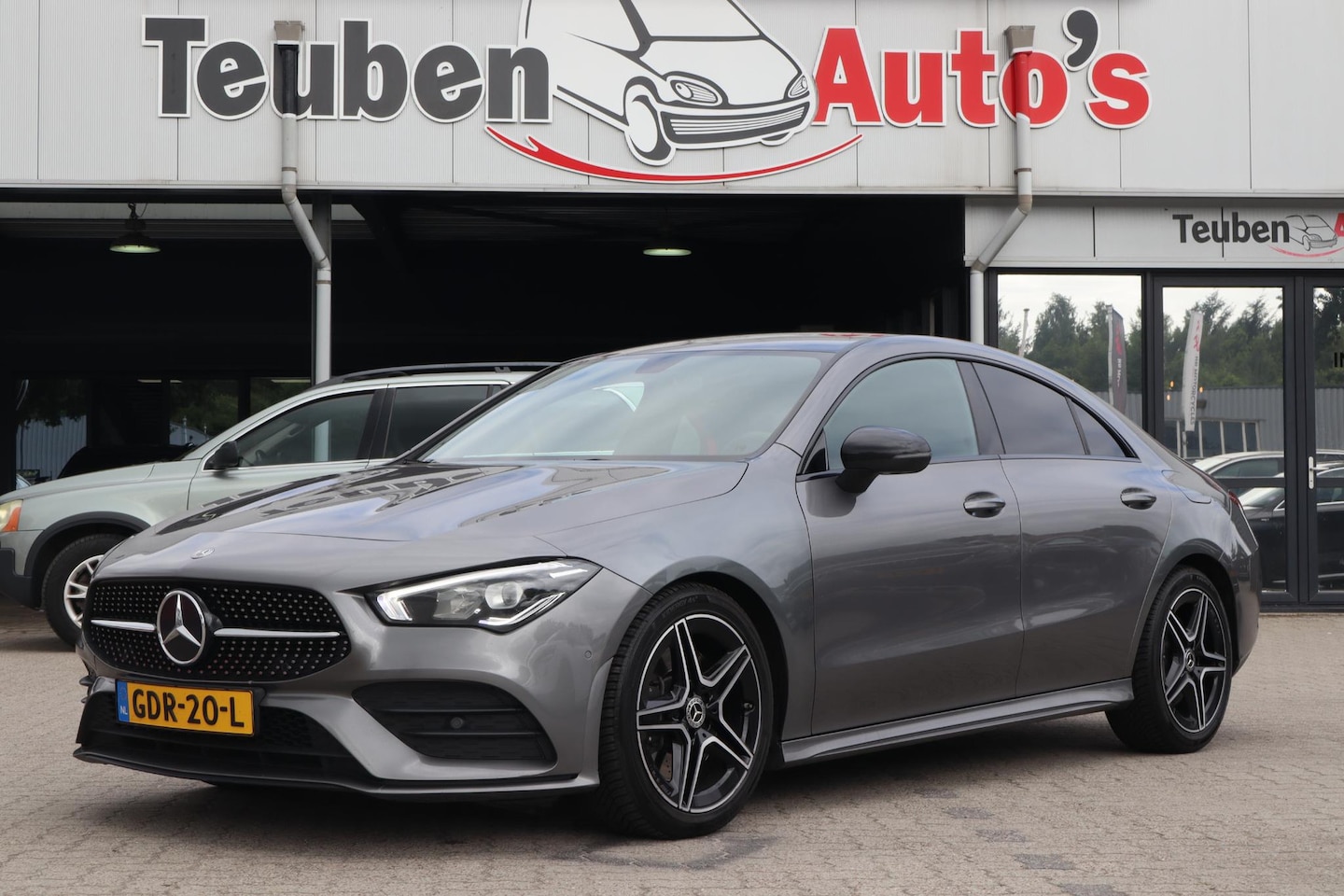 Mercedes-Benz CLA-Klasse - 250 4MATIC Premium Plus | Camera | Apple Carplay | Stoelverwarming | Climate control | Cru - AutoWereld.nl