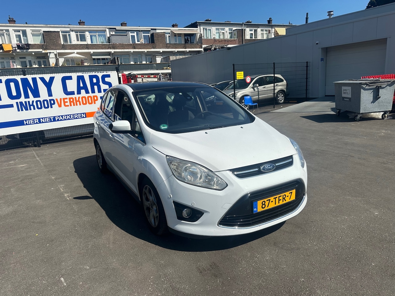 Ford C-Max - 1.6 EcoBoost Titanium met Panorama dak - AutoWereld.nl