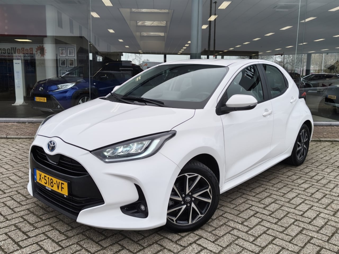 Toyota Yaris - 1.5 Hybrid Dynamic | Keyless Entry | Stoelverwarming | Android A - AutoWereld.nl