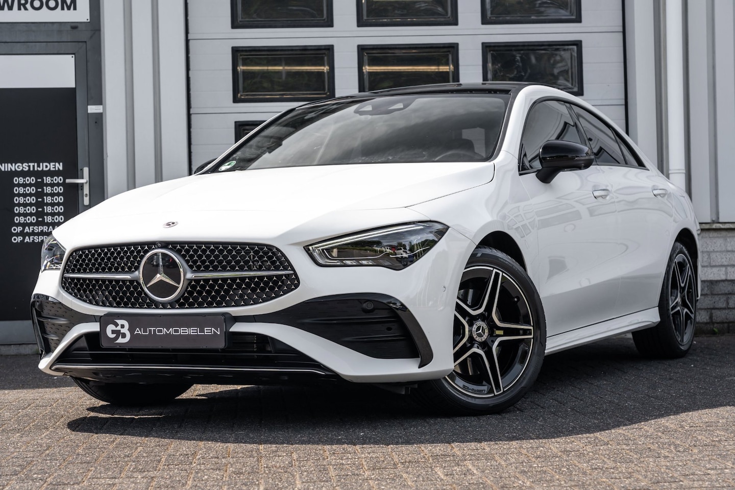 Mercedes-Benz CLA-Klasse - 250 e AMG Line PANO-HUD-BURMESTER-NIGHT - AutoWereld.nl