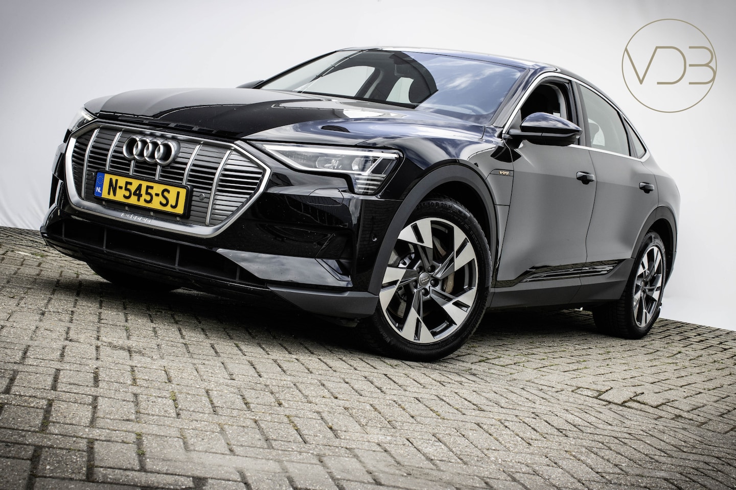 Audi e-tron Sportback - 55 quattro edition 95 kWh 21inch Origineel NL 1e Eigenaar - AutoWereld.nl