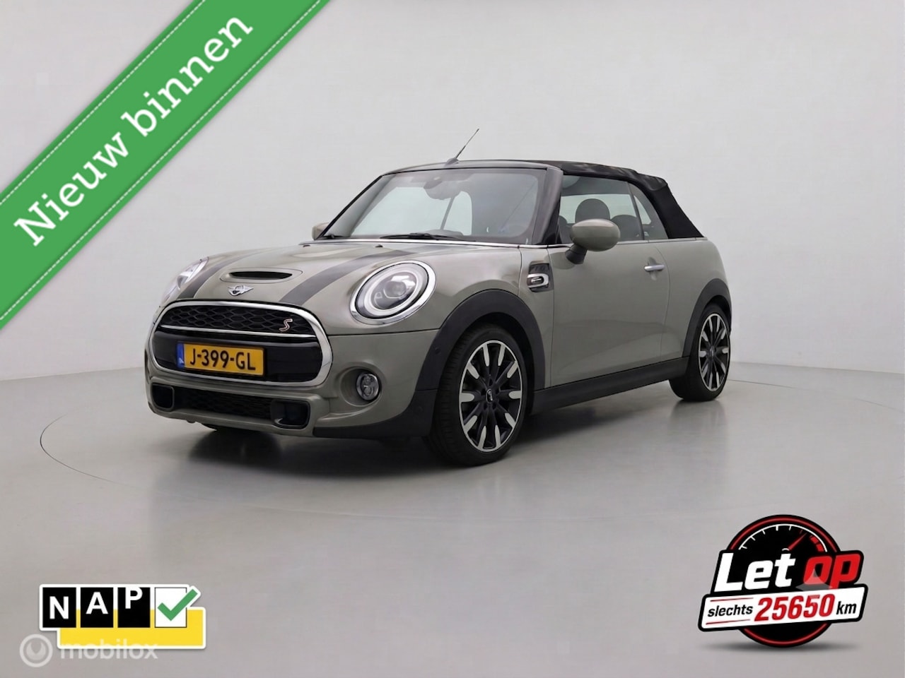 MINI Cabrio - 2.0 Cooper S Hammersmith - AutoWereld.nl