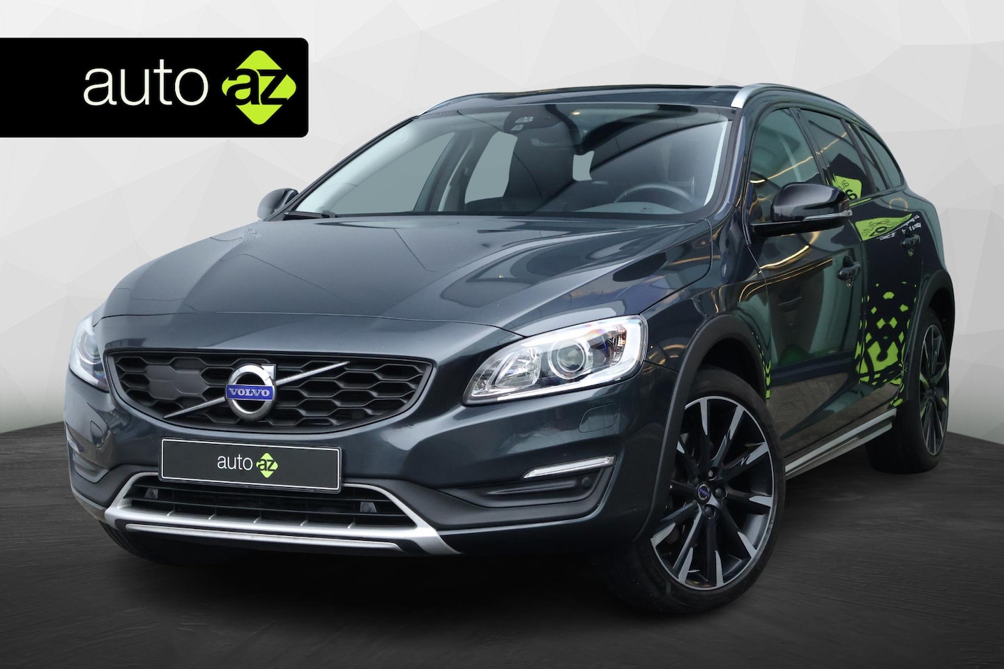 Volvo V60 Cross Country - 2.0 D3 Polar+ / Camera / Schuifdak - AutoWereld.nl