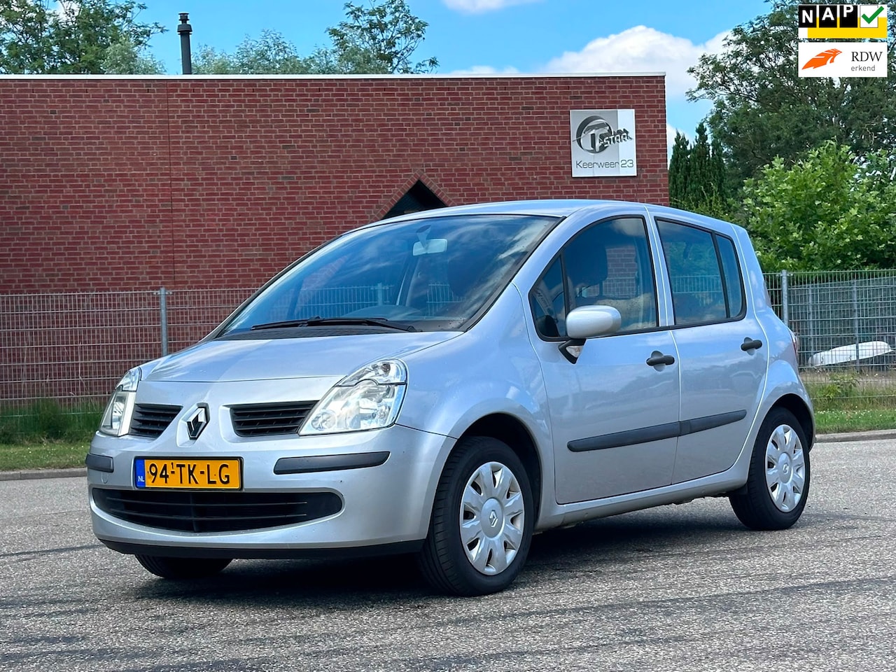 Renault Modus - 1.6-16V Air Automaat*Cruise*Distributie VV*76.000 NAP*Airco* - AutoWereld.nl