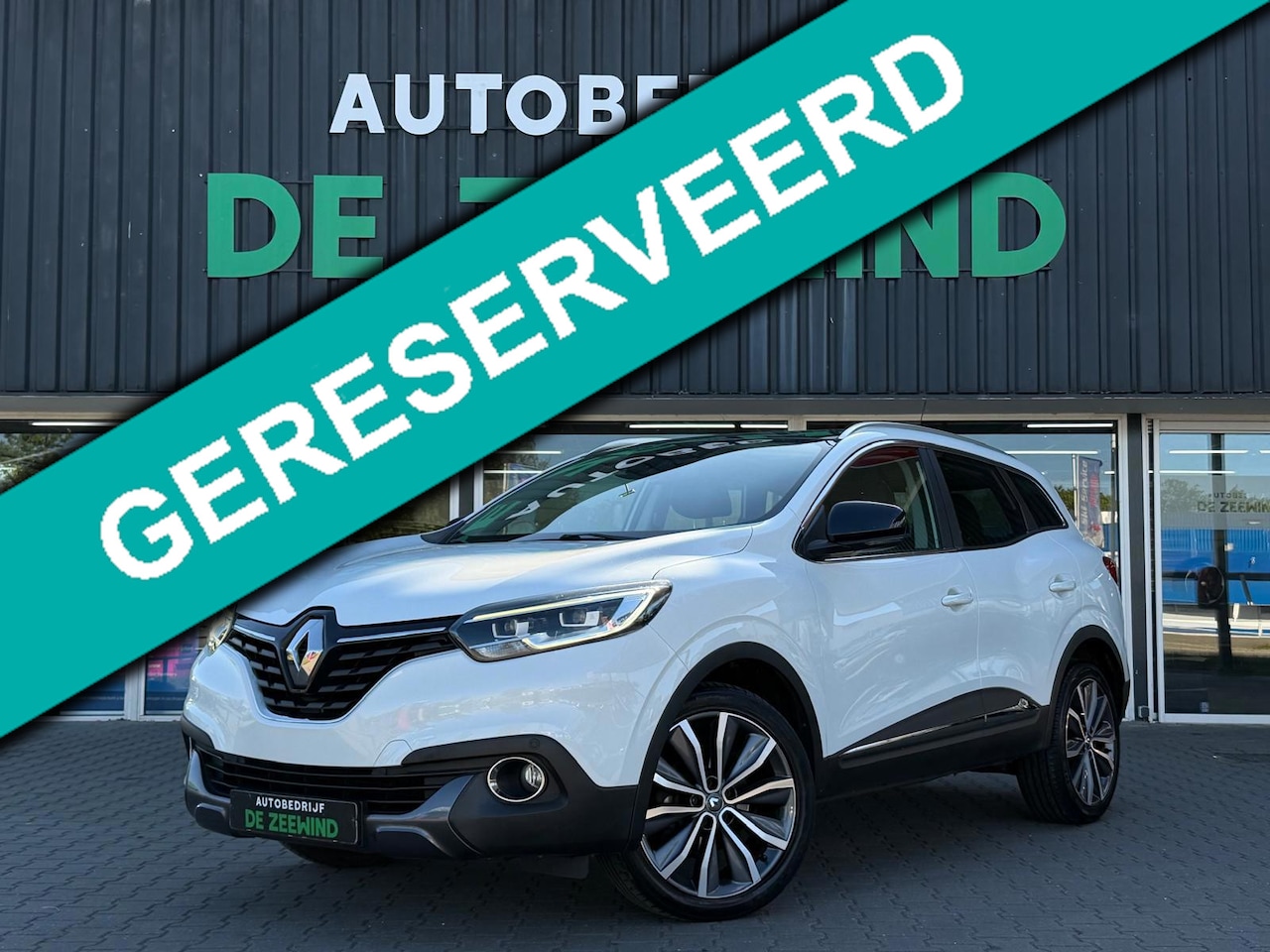 Renault Kadjar - 1.2 TCe Bose|Panoramadak|Navi|Nieuw APK - AutoWereld.nl