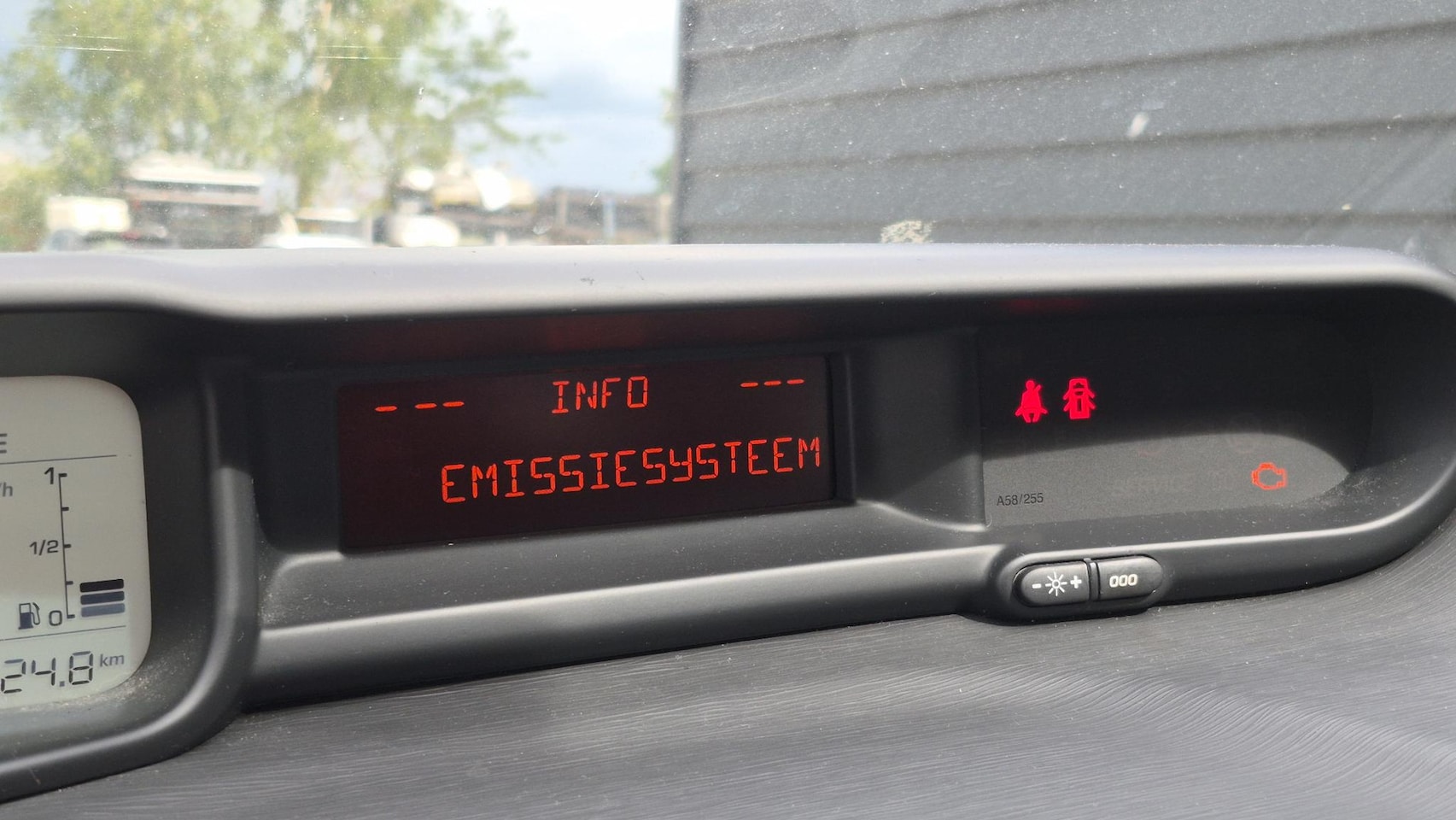 Citroën C3 Picasso - 1.6 VTi Aura Export I Emissiestoring I Airco I Trekhaak I Meeneemprijs