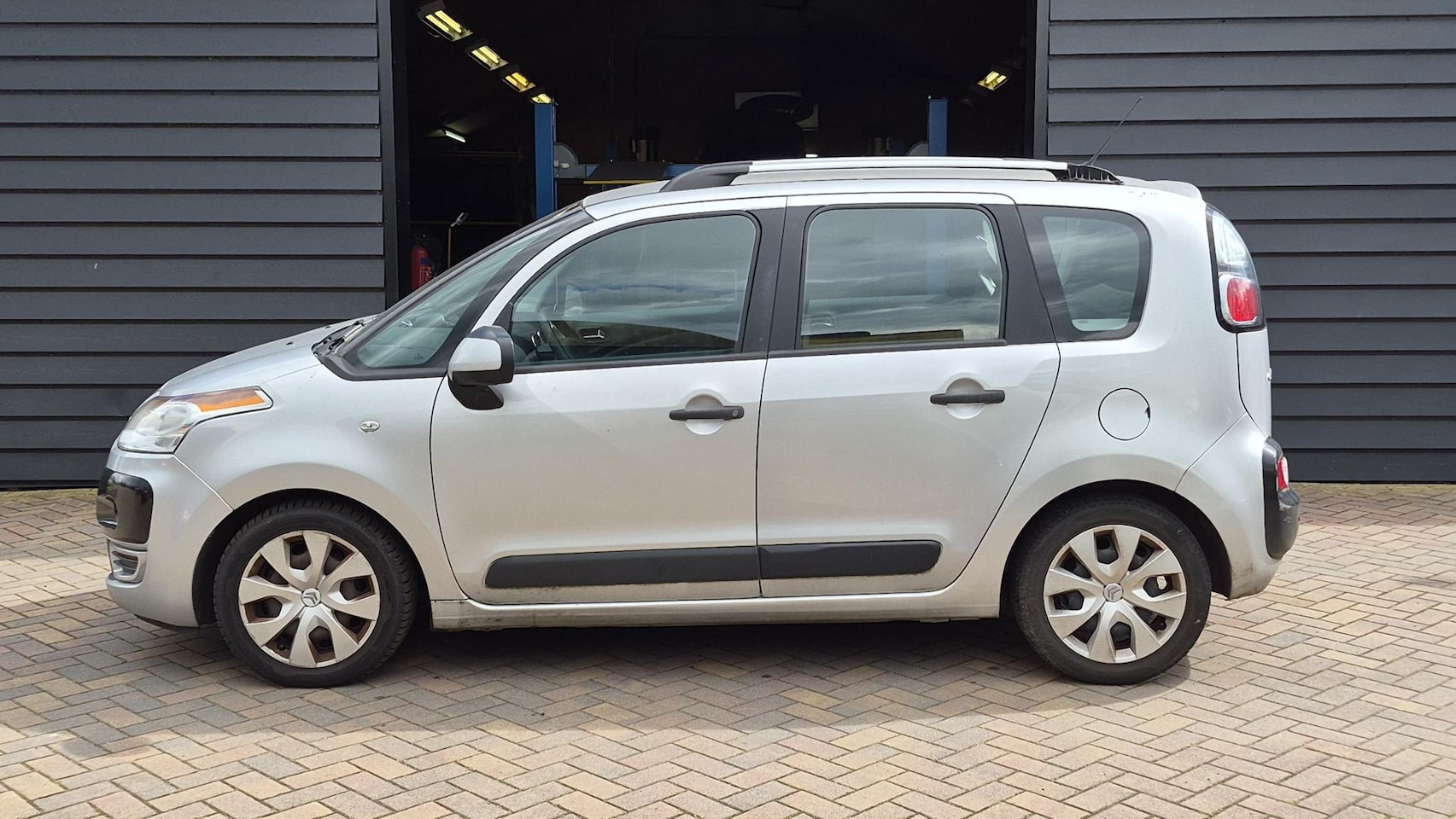 Citroën C3 Picasso - 1.6 VTi Aura Export I Emissiestoring I Airco I Trekhaak I Meeneemprijs