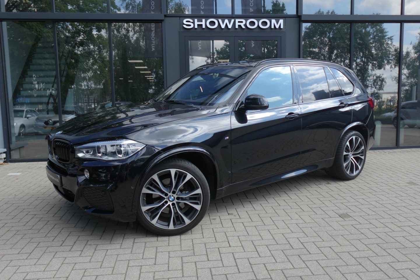 BMW X5 - XDRIVE40D PANO H&K CAM MEMORY HUD VOL' - AutoWereld.nl