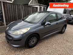 Peugeot 207 - 1.4-16V X-LINE