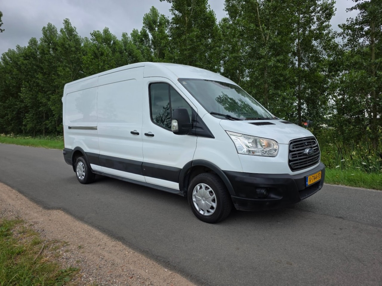 Ford Transit - 2.2 TDCI L3H3 Ambiente - AutoWereld.nl