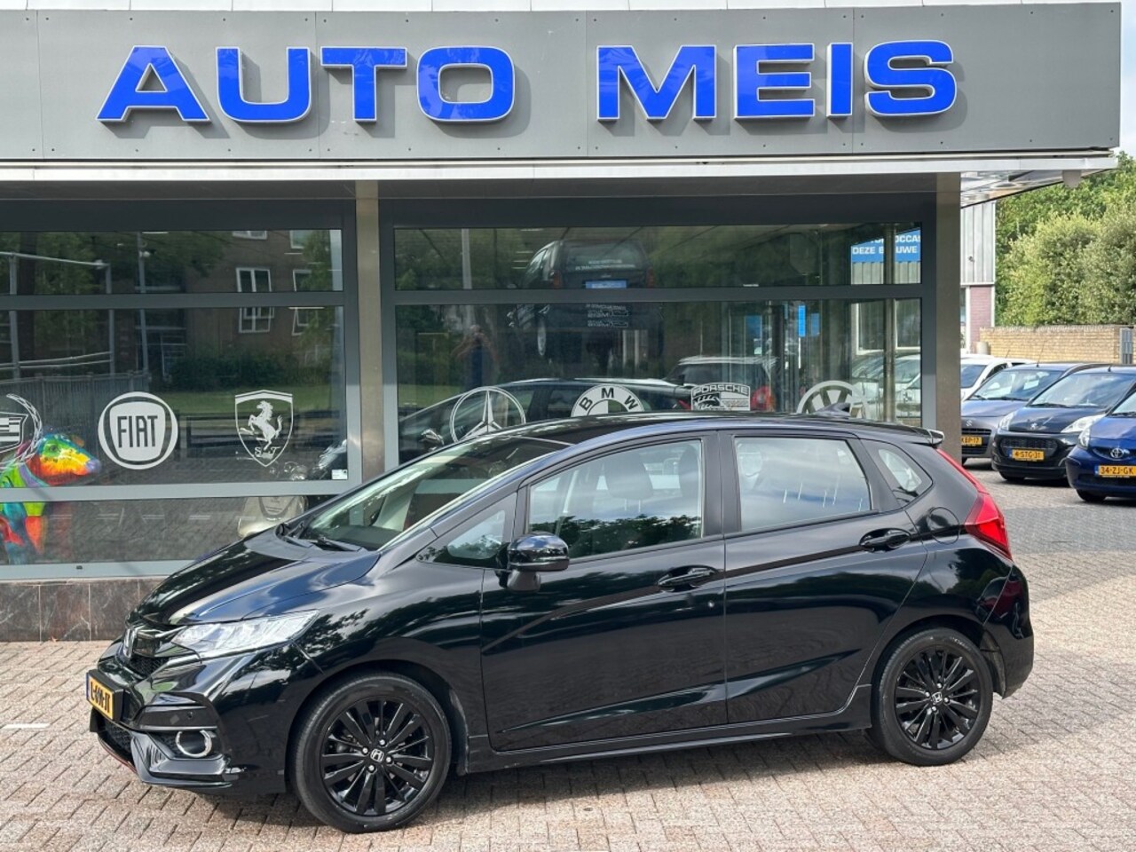Honda Jazz - 1.5 I-VTEC Dynamic Navi Airco Cruise Telefoon - AutoWereld.nl