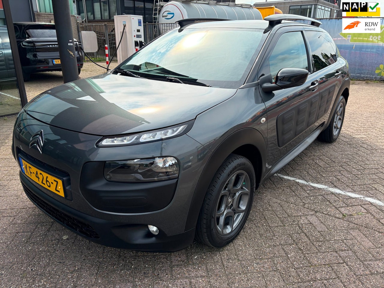 Citroën C4 Cactus - 1.2 PureTech Shine / Camera / PDC / LED / Trekhaak - AutoWereld.nl