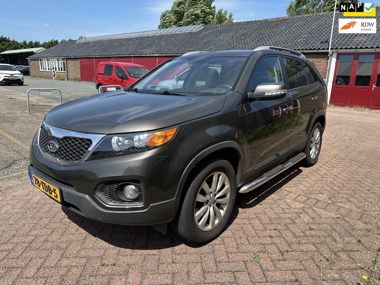 Kia Sorento - 2.2 CRDi X-ecutive AUTOMAAT/NAVI/NAP/APK - AutoWereld.nl