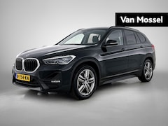 BMW X1 - xDrive25e Executive | Navigatie | Climate control | Parkeersensoren | 17" Lichtmetalen vel