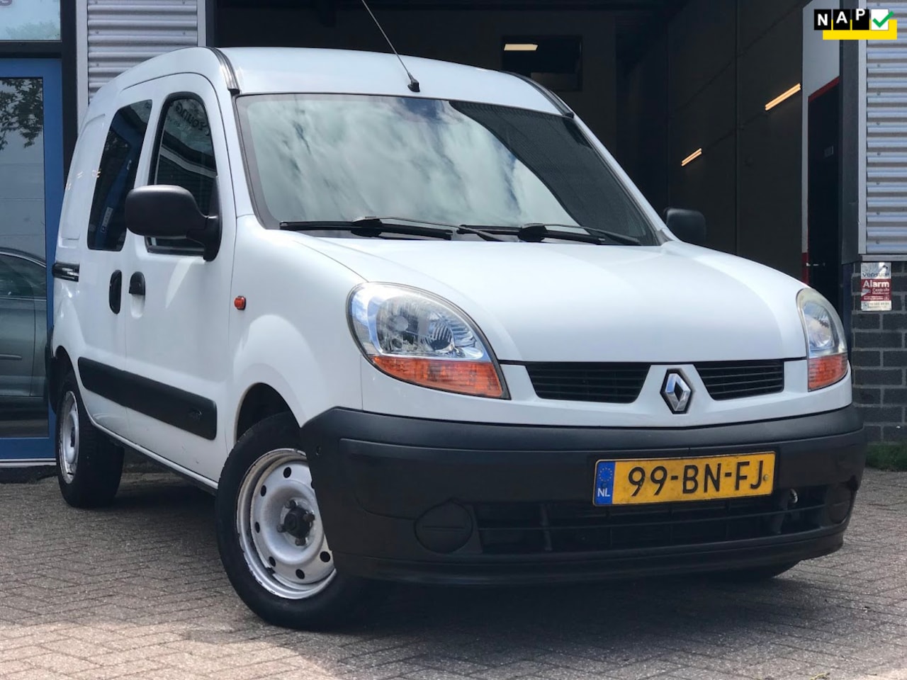 Renault Kangoo Express - 1.5 dCi 80 Grand Confort Light 1.5 dCi 80 Grand Confort Light - AutoWereld.nl