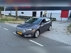 Ford Focus Wagon - 1.0 Titanium Edition 147.000 NAP AIRCO GRIJS 2016