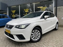 SEAT Ibiza - 1.0 EcoTSI Style business Connect Stoelverwarming/DigiDash