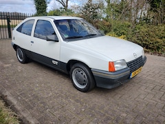 Opel Kadett - 1,8 GT van 1e eigenaar met onderhoudsboekjes