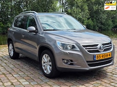 Volkswagen Tiguan - 2.0 TSI Sport&Style 4Motion Automaat volledig dealer onderhouden navigatie cruis control p