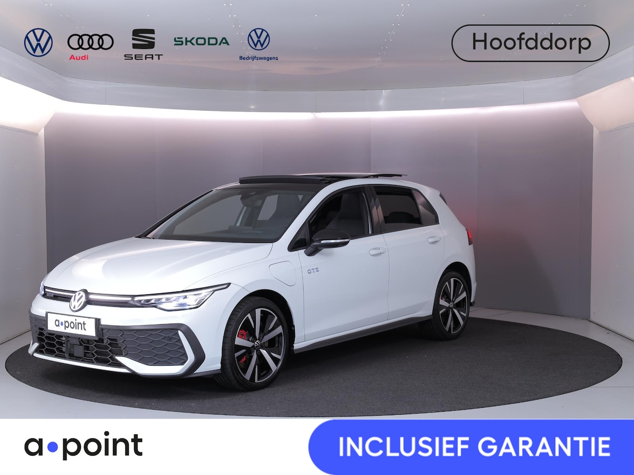 Volkswagen Golf - 1.5 eHybrid GTE 272 PK DSG PHEV | Panorama dak | Head up Display | 18" LM velgen | 360 gra - AutoWereld.nl