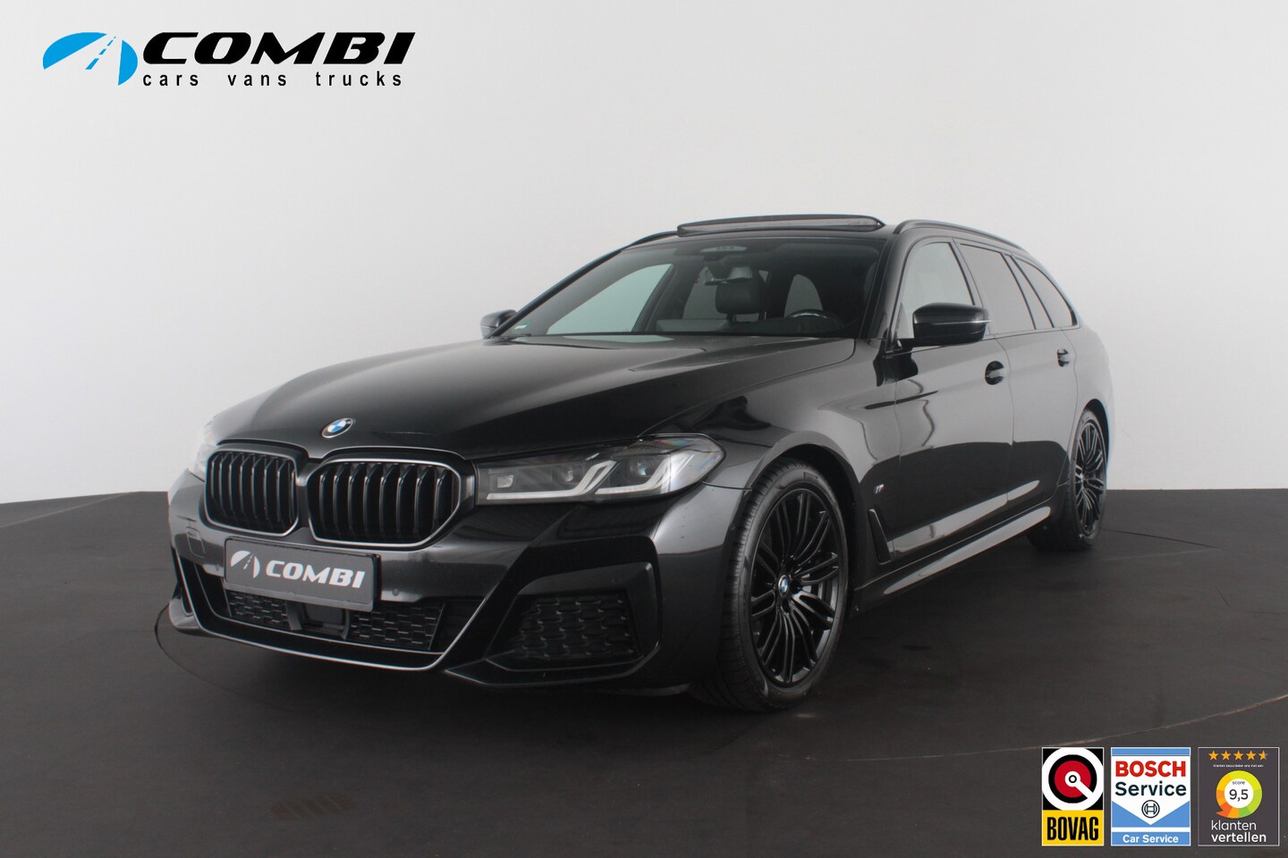 BMW 5-serie Touring - 530d xDrive M Sport > Pano.schuif/Head-up/19inch/Shadow-Line/Trekhaak - AutoWereld.nl