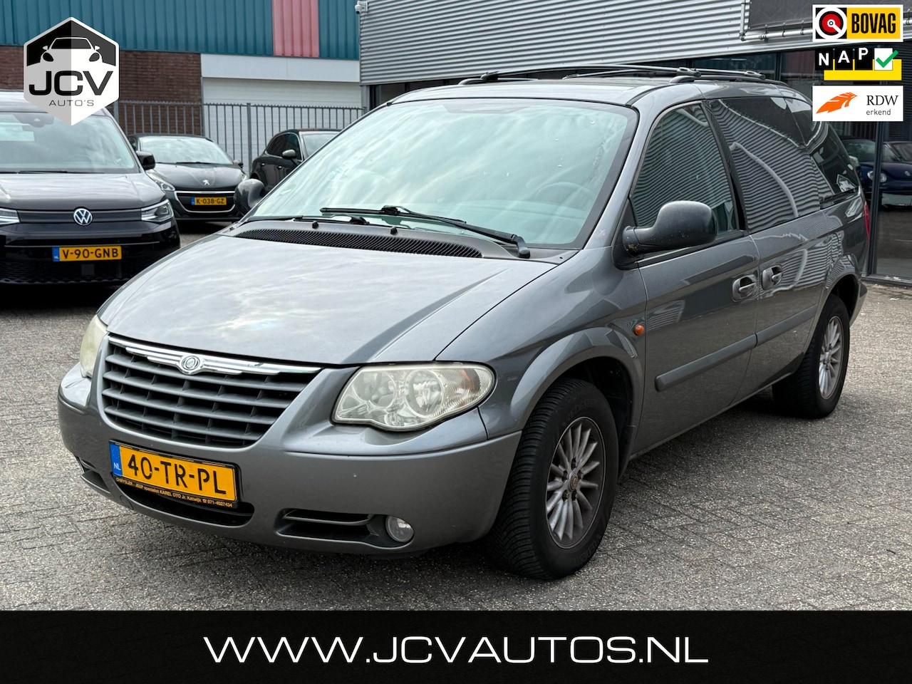 Chrysler Voyager - 3.3i V6 SE Luxe INRUILKOOPJE!! - AutoWereld.nl