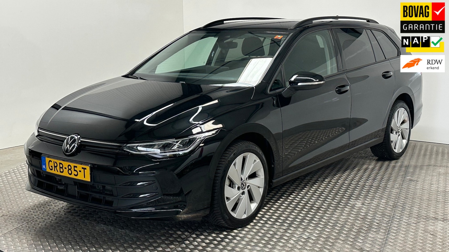 Volkswagen Golf Variant - 1.5 eTSI Life Edition benzine automaat parkeersensoren led lmv carplay navigatie - AutoWereld.nl